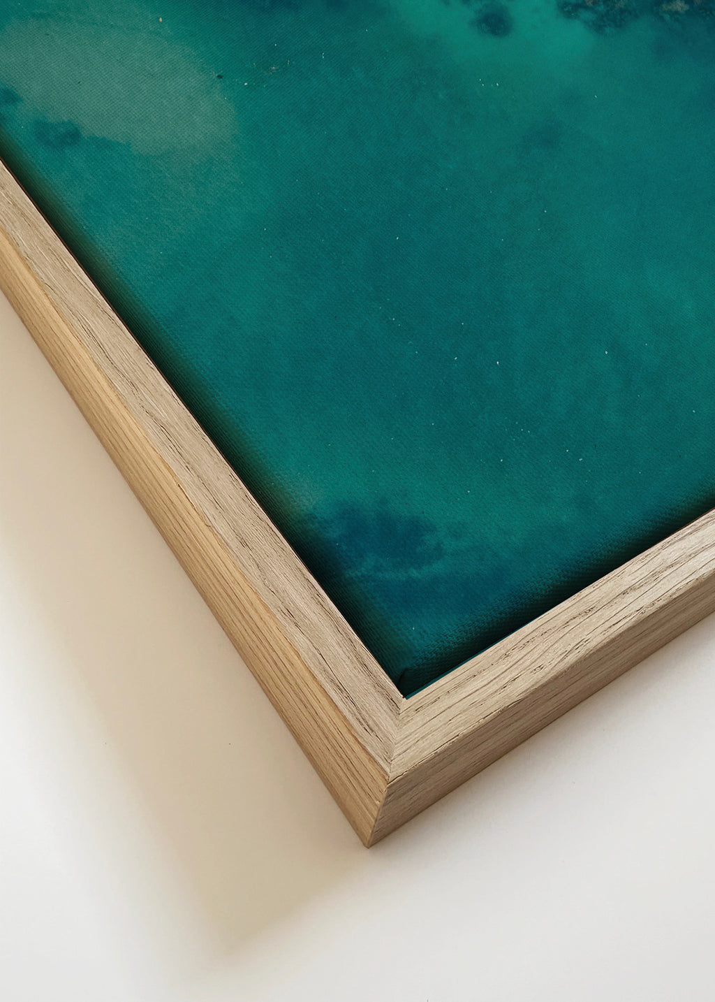 Rocky seaside airview - Framed canvas detail