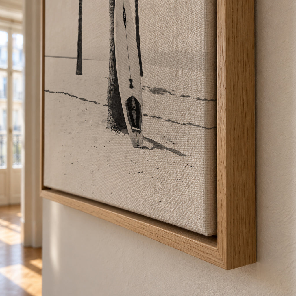 Surfboard BW - Framed canvas detail