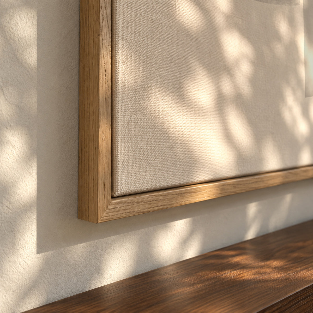 Horizontal lines with gold - Framed canvas detail