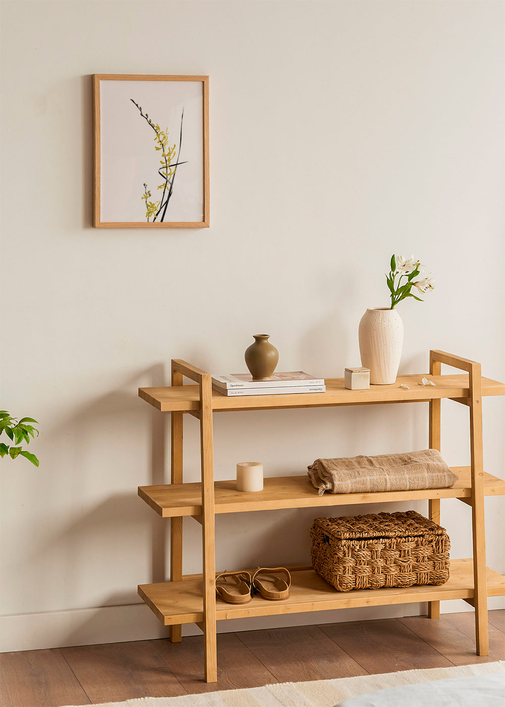 Flower Minimal Black and Gold 06