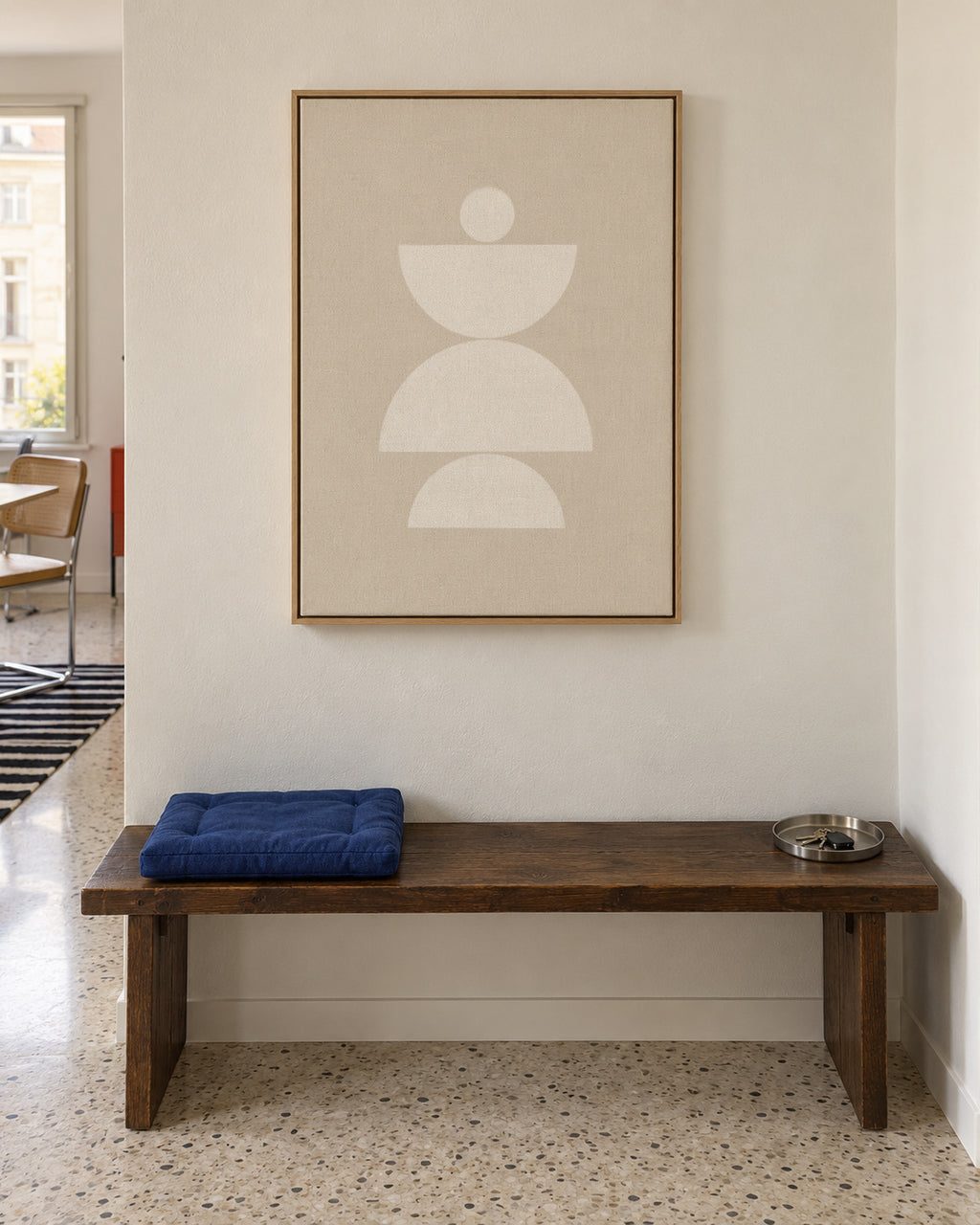 MCM White - Framed canvas in an interior