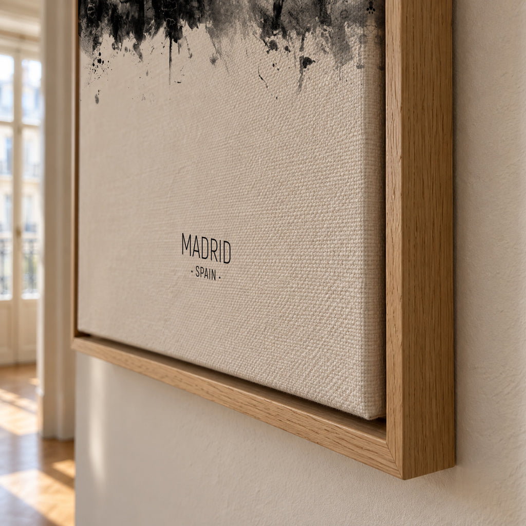 Madrid Skyline en blanco y negro - Framed canvas detail
