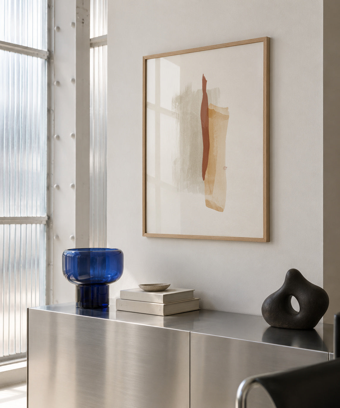 Brush strokes N 5 Warm colors - Framed poster in an interior