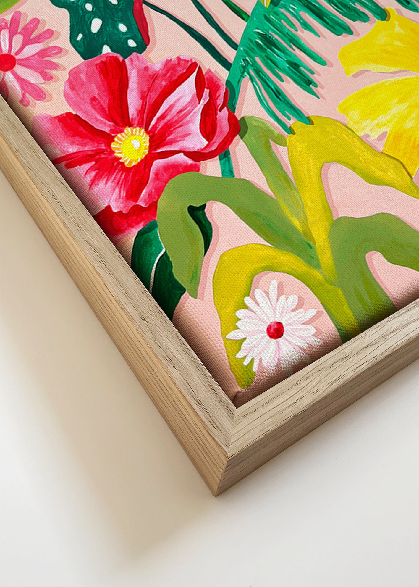Botanischer Druck mit lebendigen Blumen