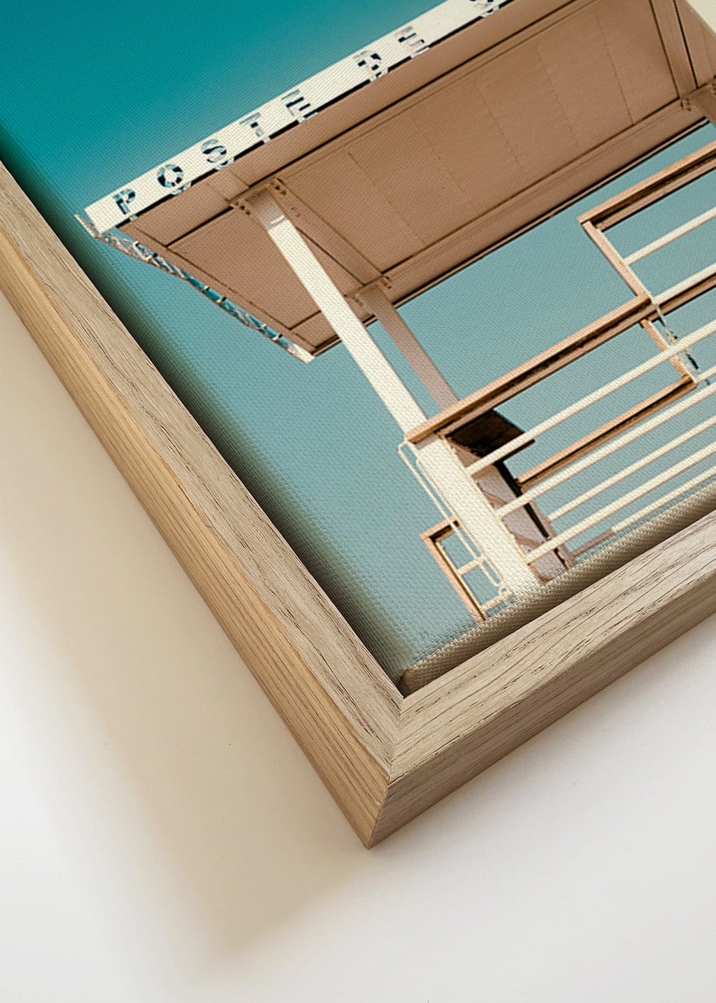 Fotografie: Rettungsturm vor blauem Himmel – Canvas detail