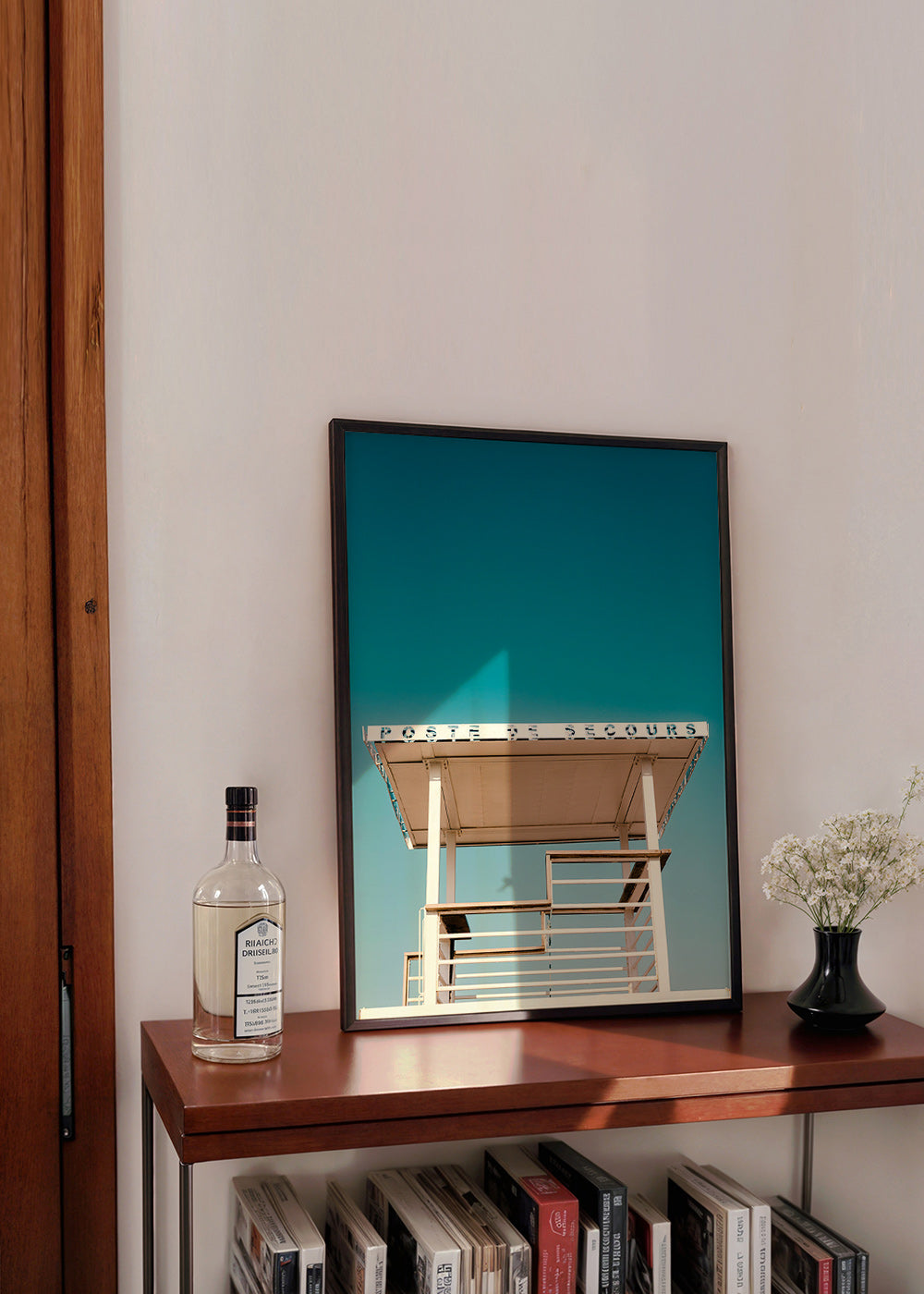 Fotografie: Rettungsturm vor blauem Himmel – Product1
