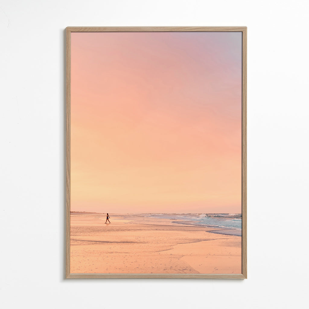 Landschaftskunst: Pastellstrand bei Sonnenaufgang – Oak Frame