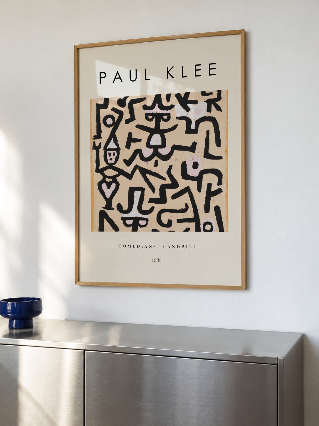 Comedians' Handbill Exhibition - Paul Klee - Framed poster in an interior