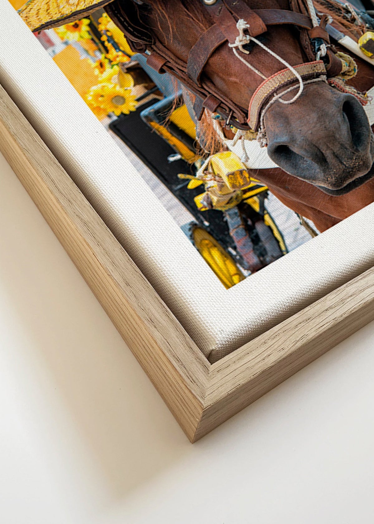 Pferd mit gelbem Hut – Canvas detail