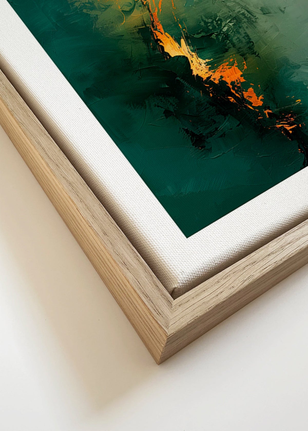 Abstraktes Bild mit grünen Streifen und orangen Akzenten – Canvas detail