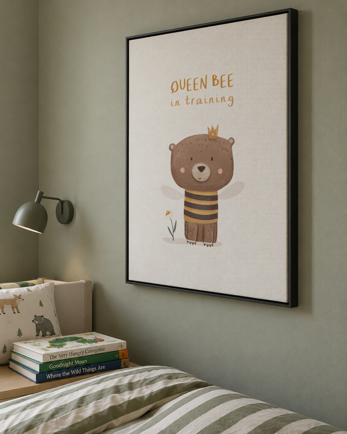 Queen bee - Framed canvas in an interior