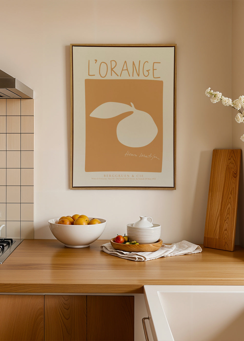 Henri Matisse, L’Orange - Framed canvas in an interior