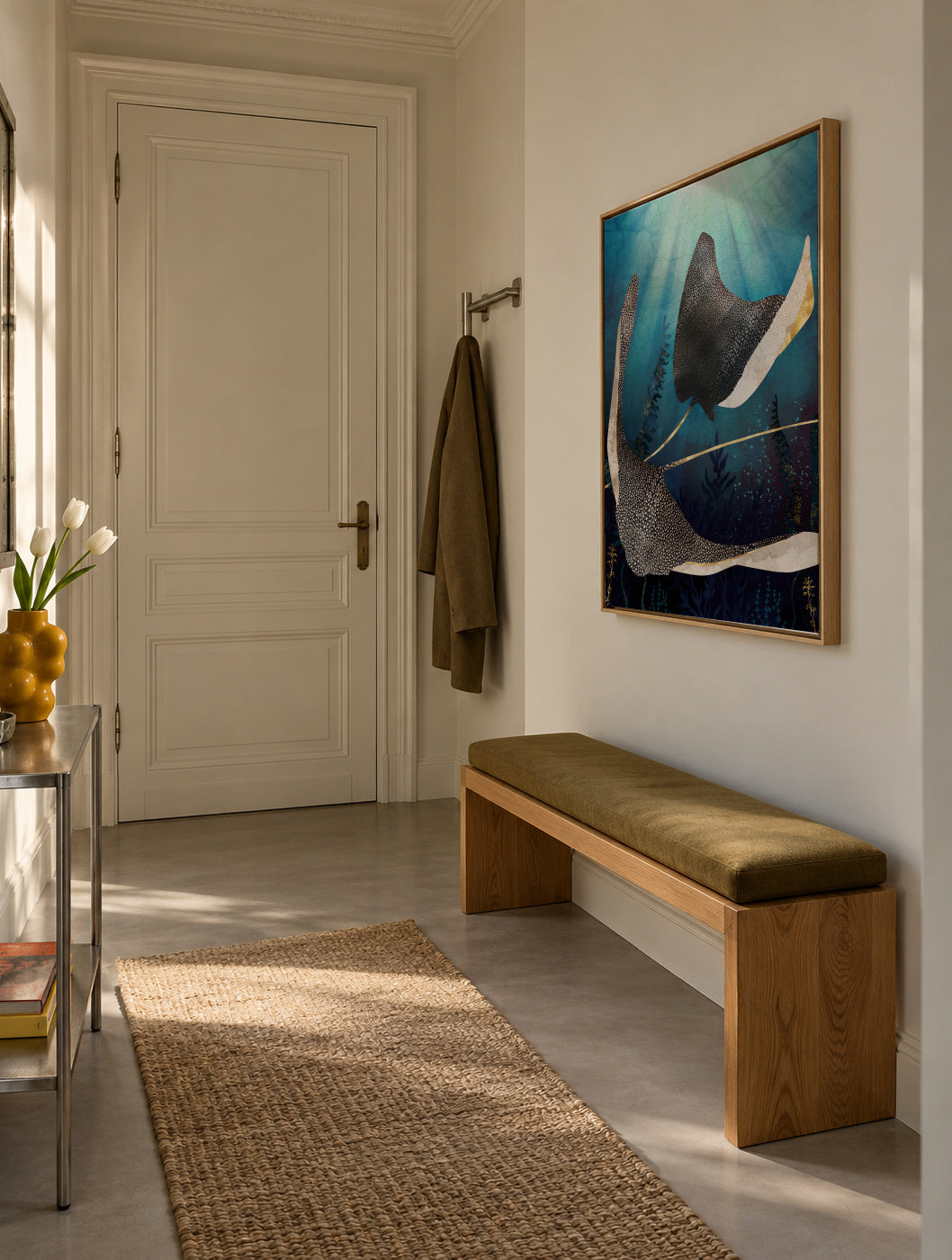 Metallic Stingray - Framed canvas in an interior