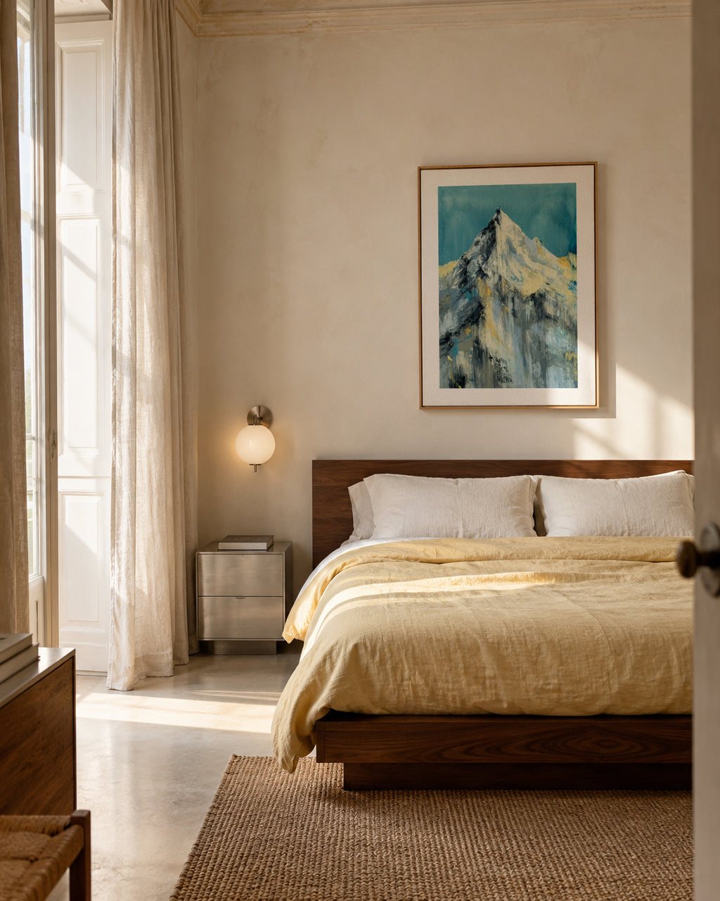 Everest - Framed canvas in an interior