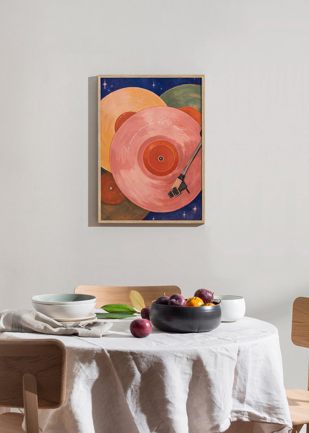 Rosa Vinyl-Illustration mit Plattenspielerarm