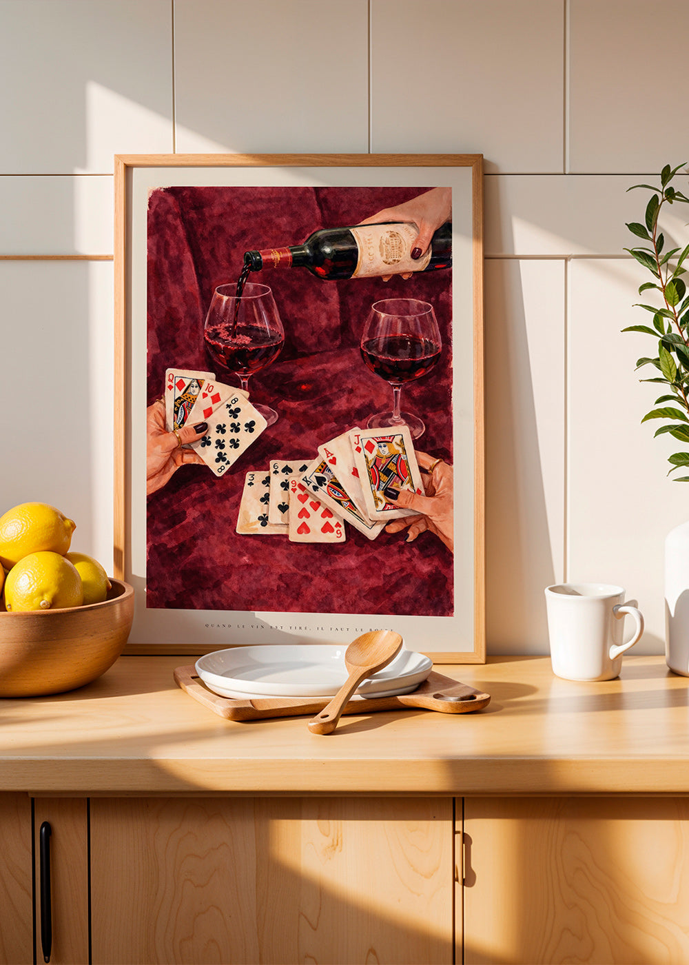 Küchenkunst mit Spielkarten und Rotwein