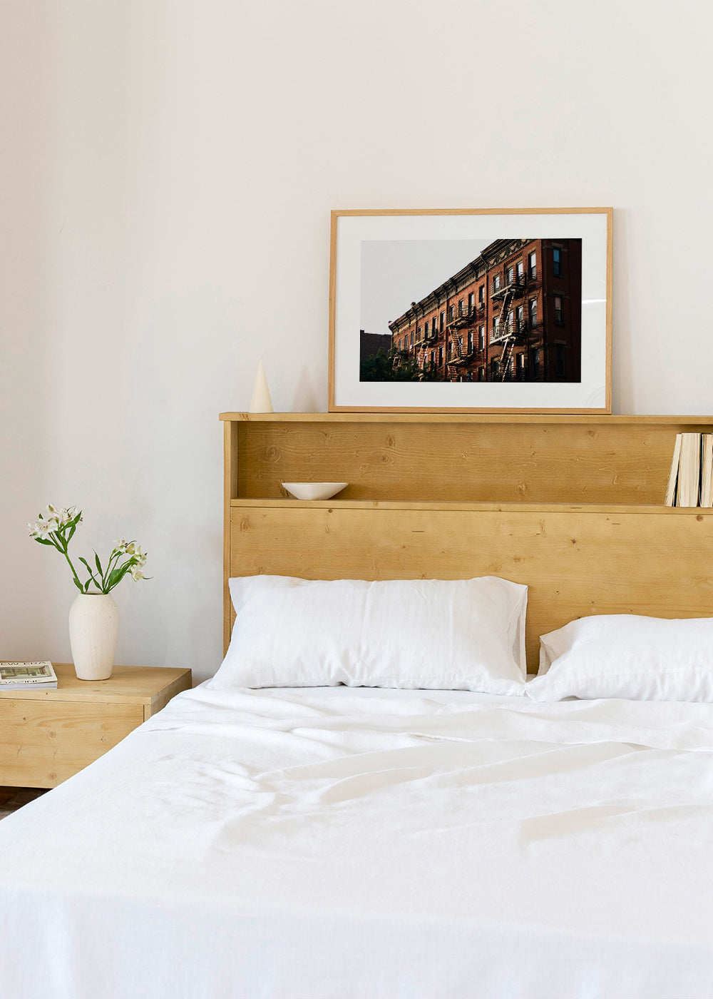 Reiseposter: New Yorker Brownstone-Fassade mit Feuertreppen