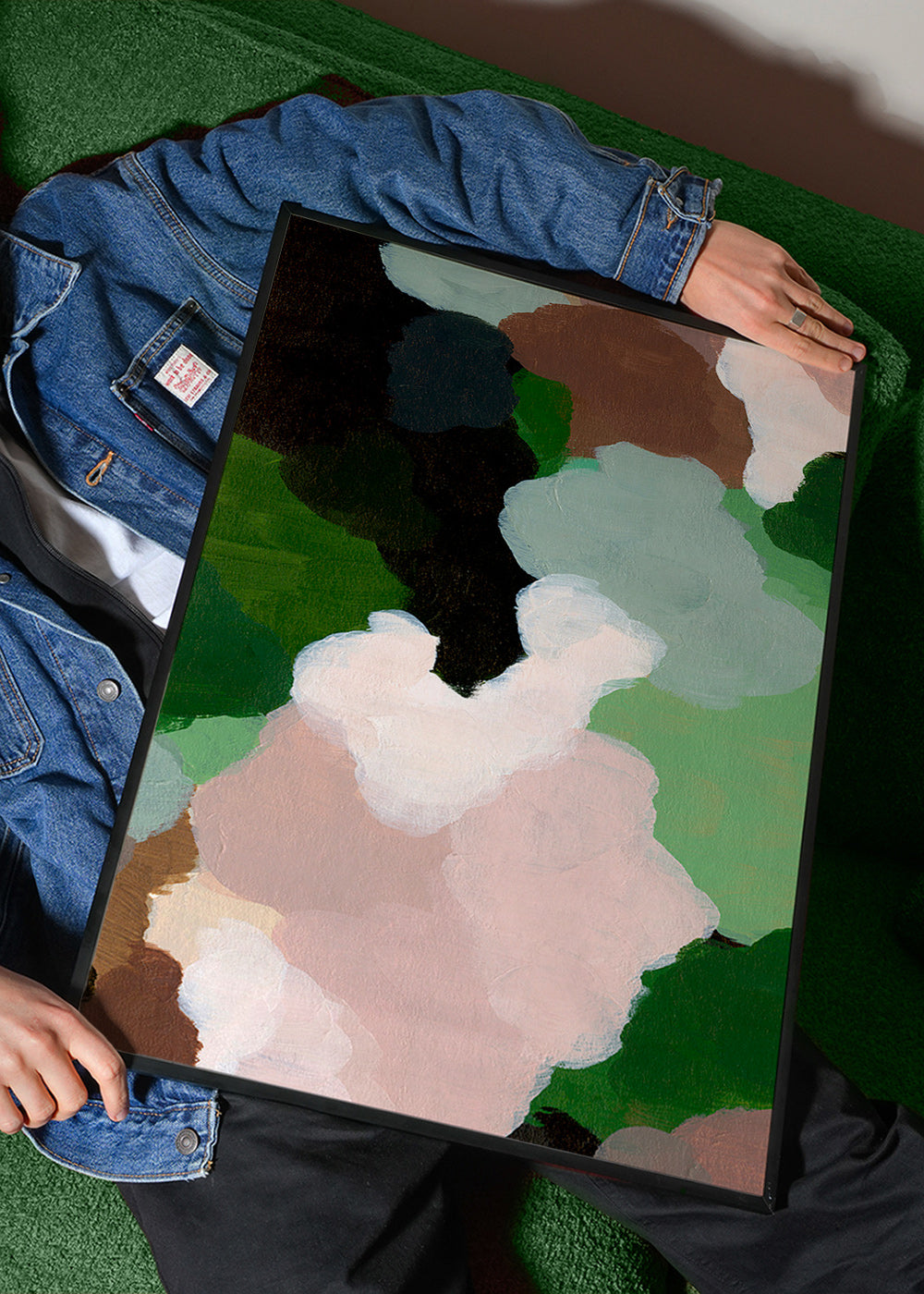 Cuadro abstracto con formas orgánicas verdes – Product1