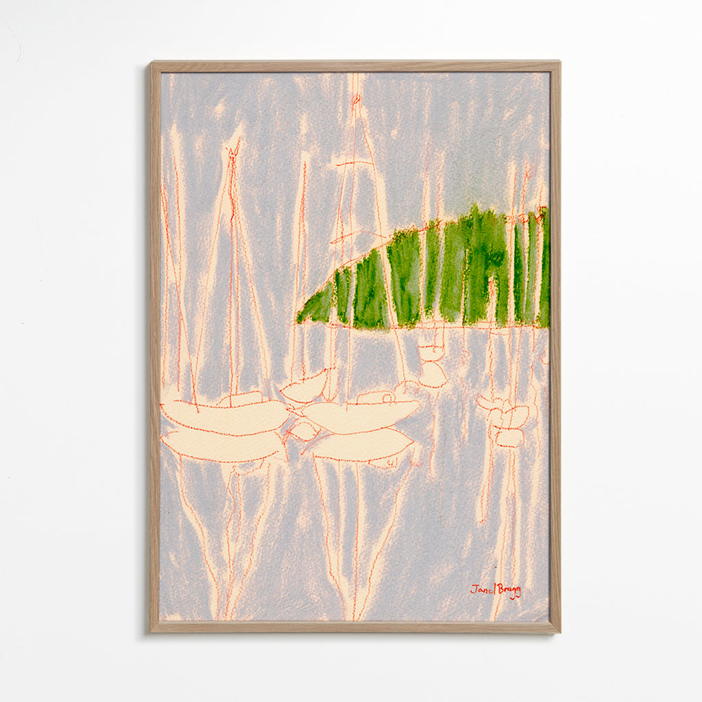 Cuadro de paisaje con veleros y colina verde – Oak Frame