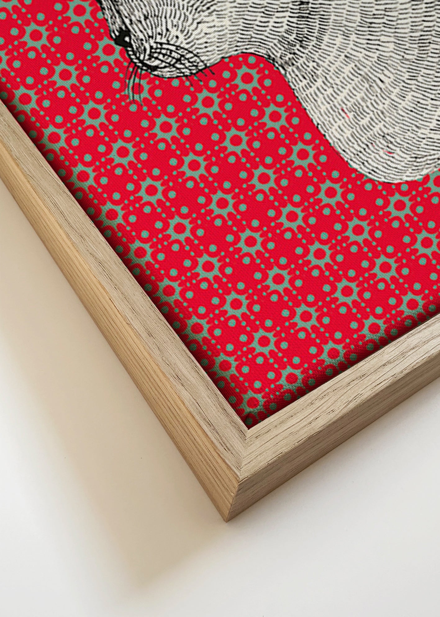 Cuadro gato en perfil sobre patrón rojo – Canvas detail