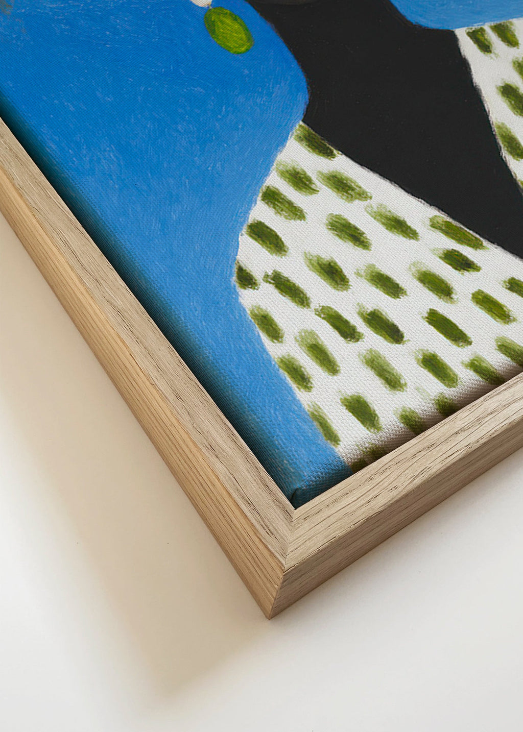 Ilustración femenina con sombrero y patrón verde – Canvas detail