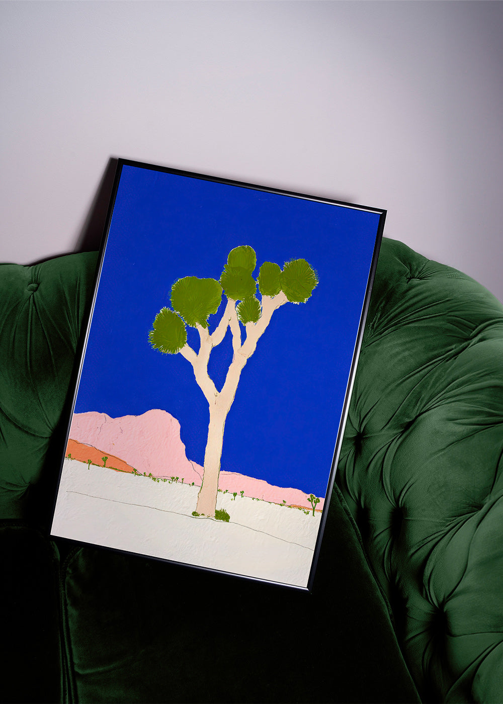Landschaftskunst: Wüstenbaum vor intensiv blauem Himmel
