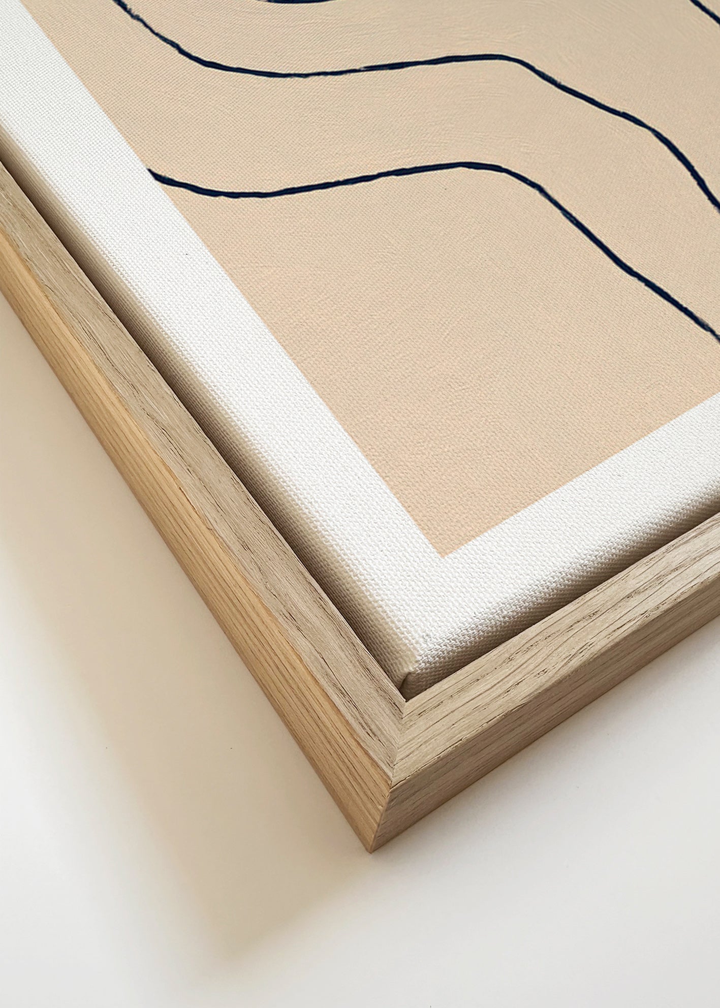 Minimalistisches Bild mit organischen Linien in Beige
