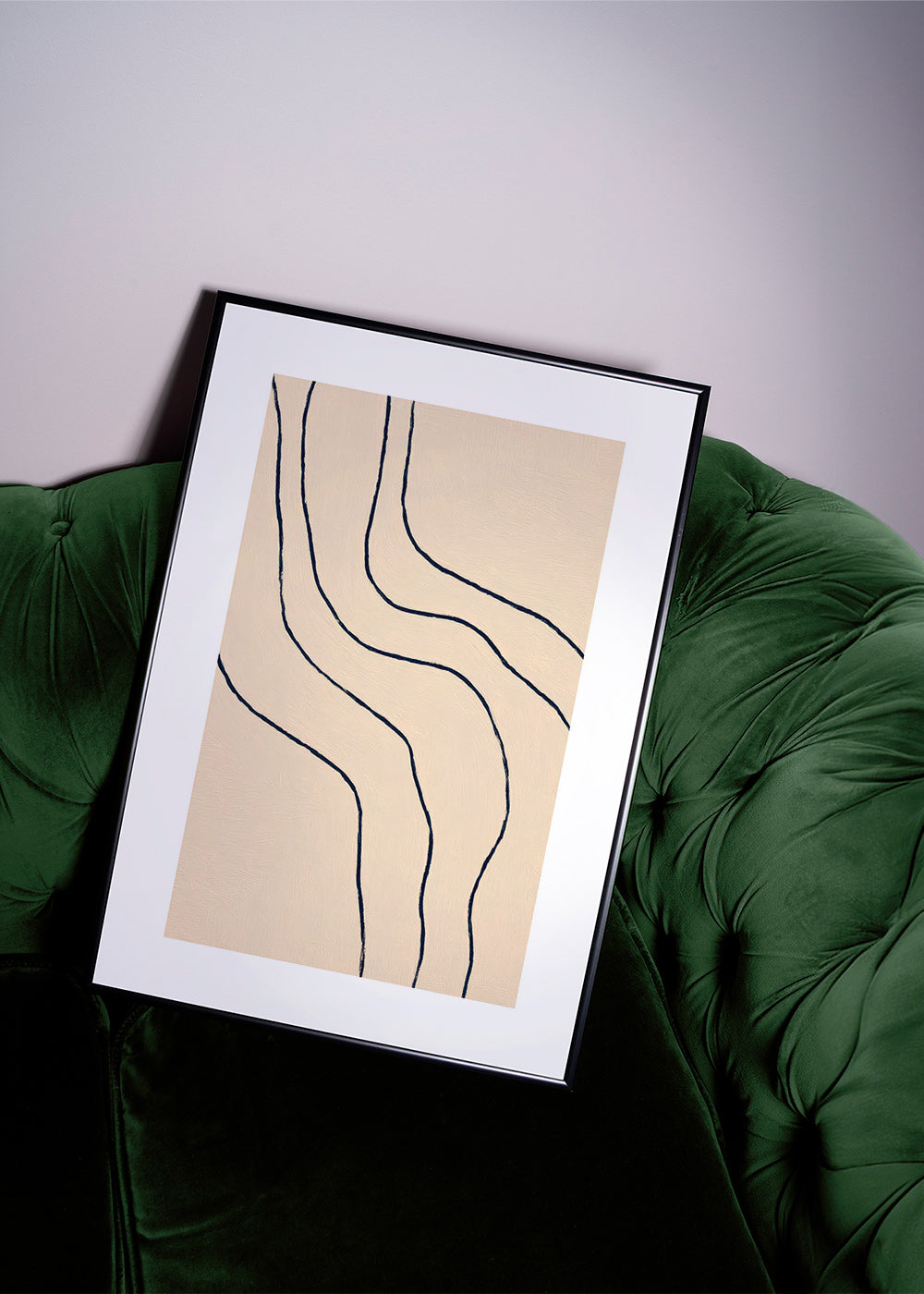 Minimalistisches Bild mit organischen Linien in Beige